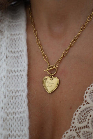 COLLIER • JUSTINE •