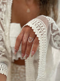 BAGUE • LOVA •