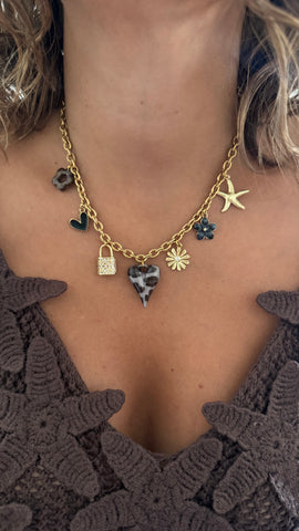 COLLIER 4