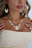 COLLIER • CAROLA •