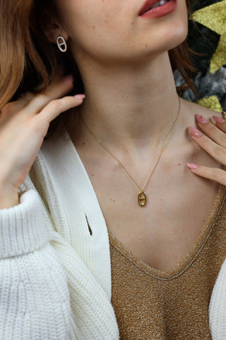 COLLIER • AMBITION •
