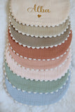 BAVOIR • DENTELLE •