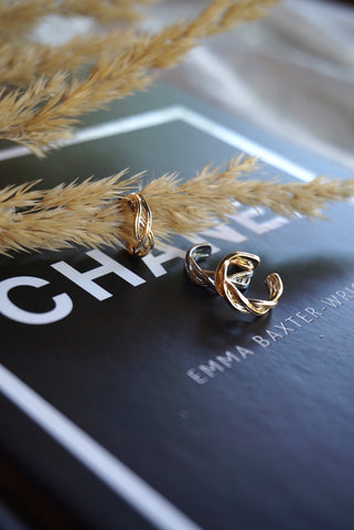 BAGUE D'OREILLE • ABANDON •