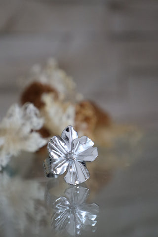 BAGUE • MILA •